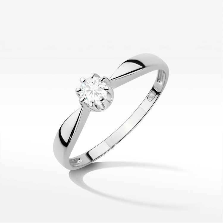 Pierścionek z białego złota z diamentem laboratoryjnym - próba 585 0,15CT PV-061bLAB