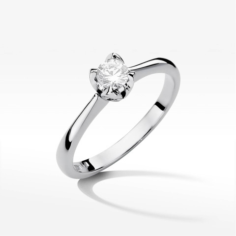 Pierścionek z białego złota z diamentem - próba 585 0,30CT PV-245B