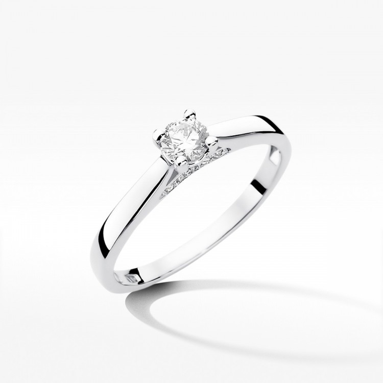 Pierścionek z białego złota z diamentami  - próba 585 0,30CT W-341B