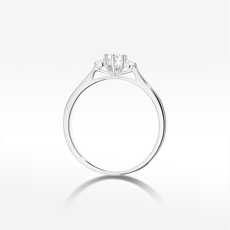 Pierścionek z diamentami 0,19ct białe złoto W0608