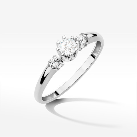 Pierścionek z diamentami 0,32ct białe złoto W0667