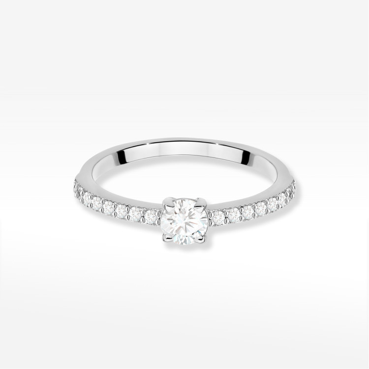 Pierścionek z diamentami 0,39ct białe złoto W0671