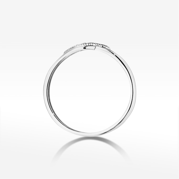 Pierścionek z diamentami 0,05ct białe złoto W0673