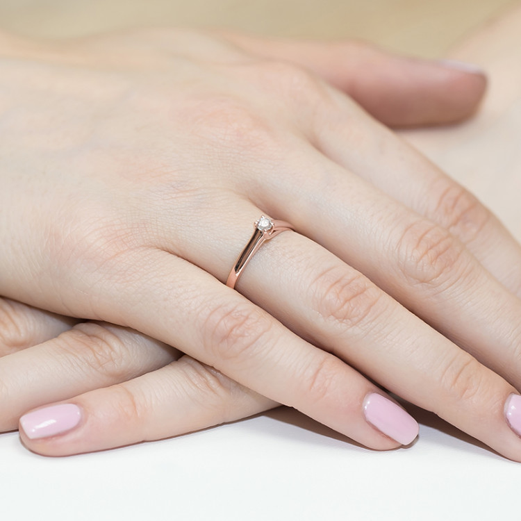 Pierścionek W0070 Diament 0,10ct różowe złoto
