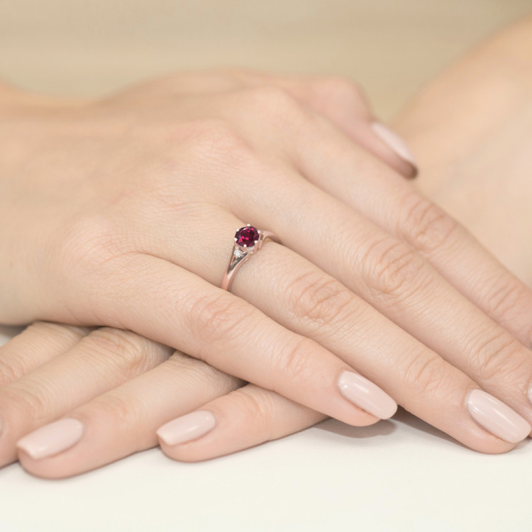 Pierścionek PV-068 Rodolit 0,60ct różowe złoto
