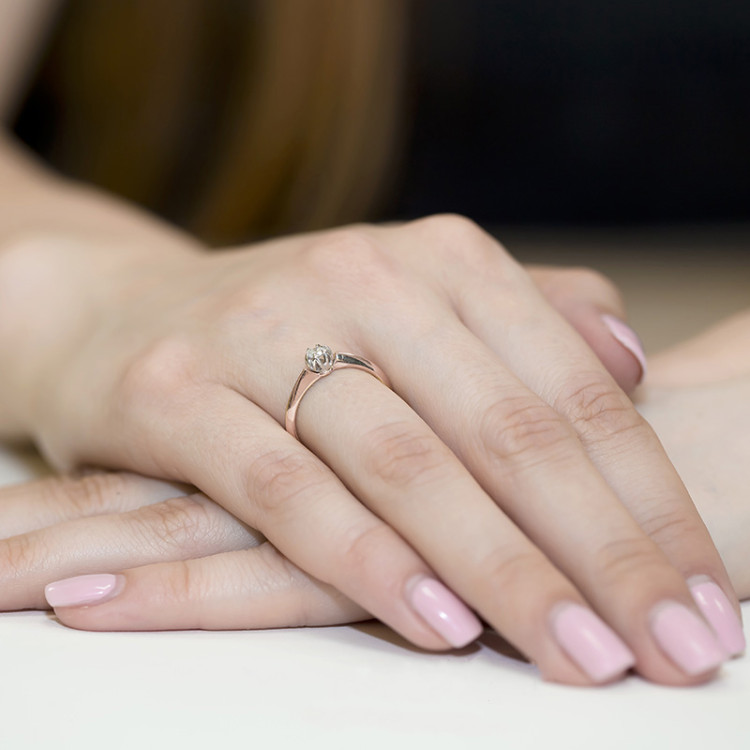 Pierścionek W0134 Diament 0,10ct różowe złoto
