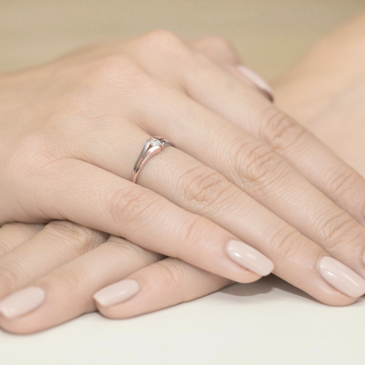 Pierścionek W0207 Diament 0,08ct różowe złoto