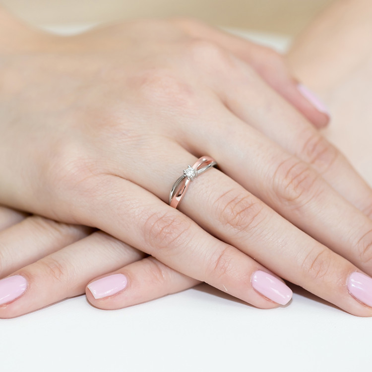 Pierścionek W0248 Diament 0,10ct różowe złoto
