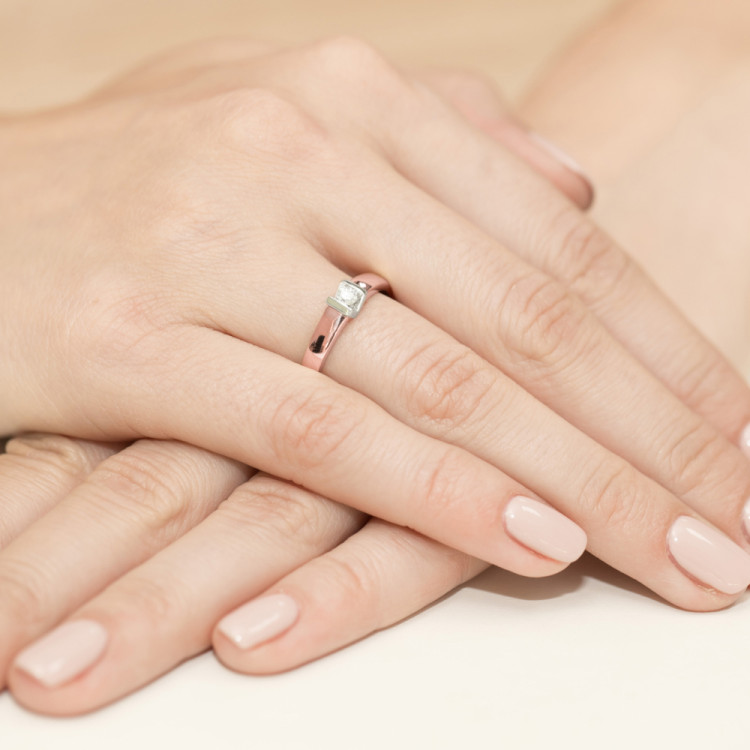 Pierścionek W0249 Diament 0,10ct różowe złoto