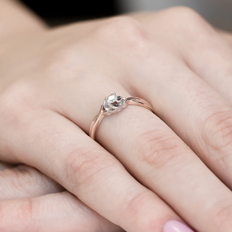 Pierścionek W0329 Diament Laboratoryjny 0,10ct różowe złoto
