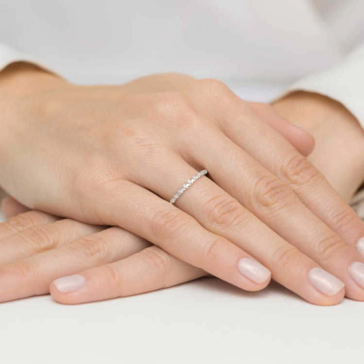Pierścionek z białego złota z diamentami  - próba 585 0,05CT PV-144B
