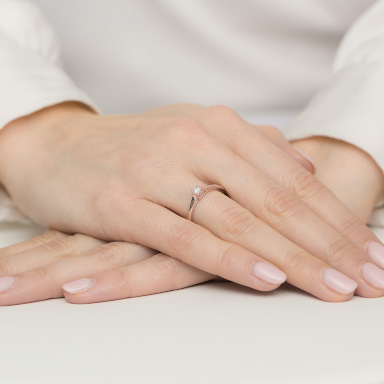 Pierścionek W0506 Diament 0,12ct różowe złoto