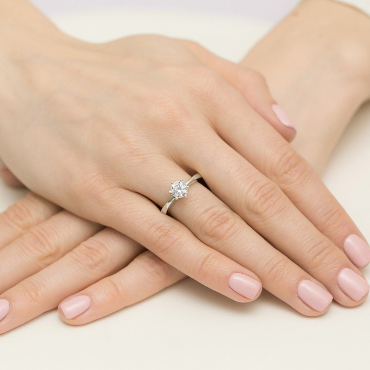 Pierścionek W0563 Diament 0,70ct białe złoto