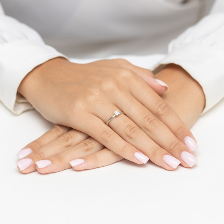 Pierścionek W0587 Diament 0,30ct białe złoto