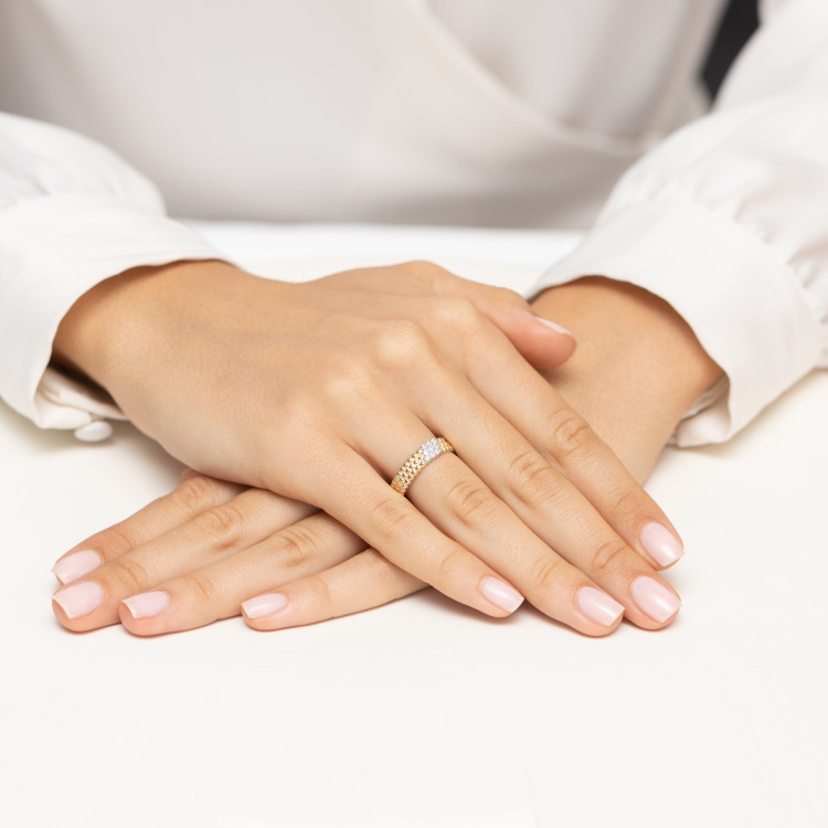 Pierścionek z diamentami 0,13ct żółte złoto W0621