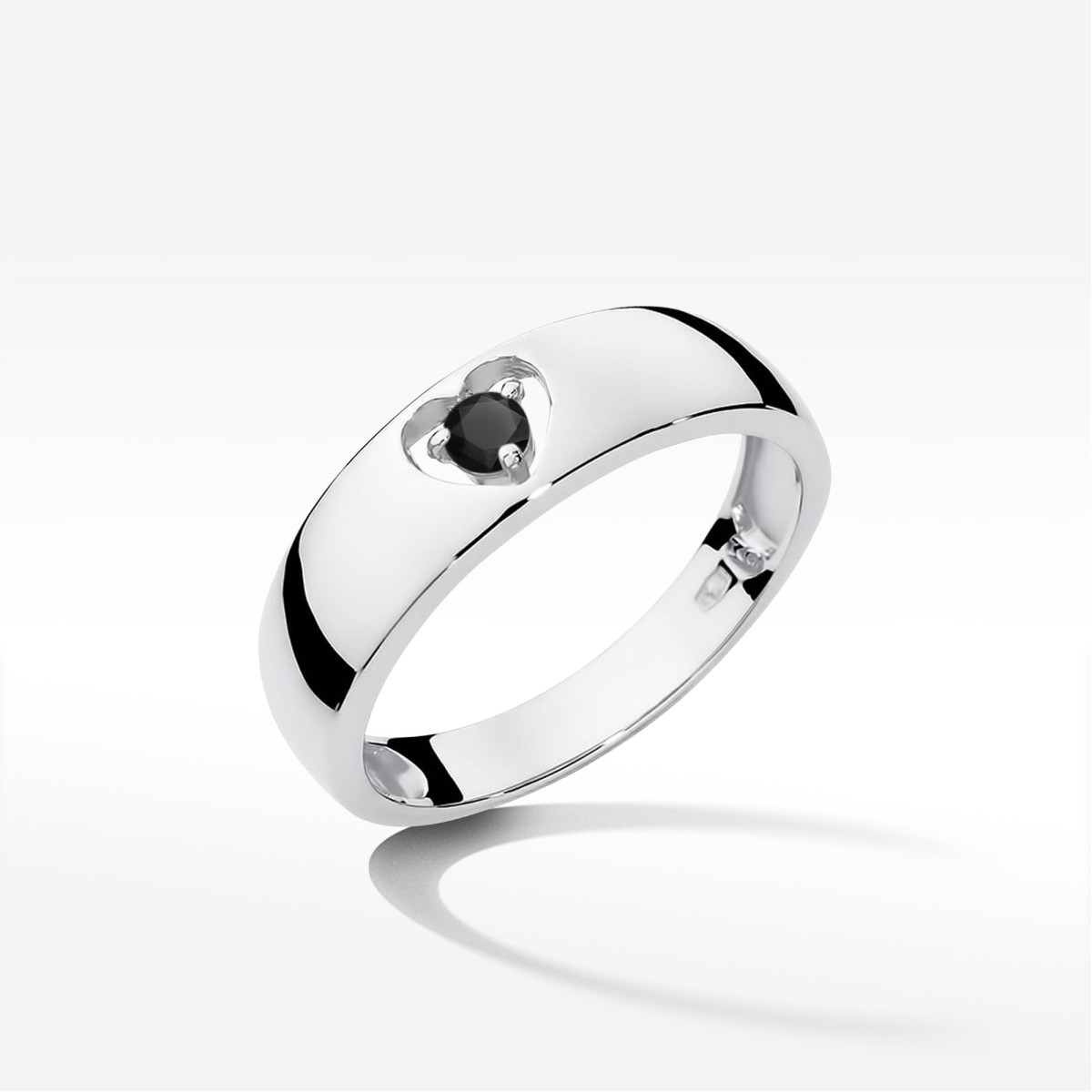 Pierścionek z białego złota z czarnym diamentem - próba 585 0,12CT PV-184.B3.DIB.01