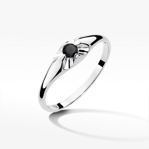 Pierścionek z białego złota z czarnym diamentem - próba 585 0,12CT w0331.B3.DIB.01