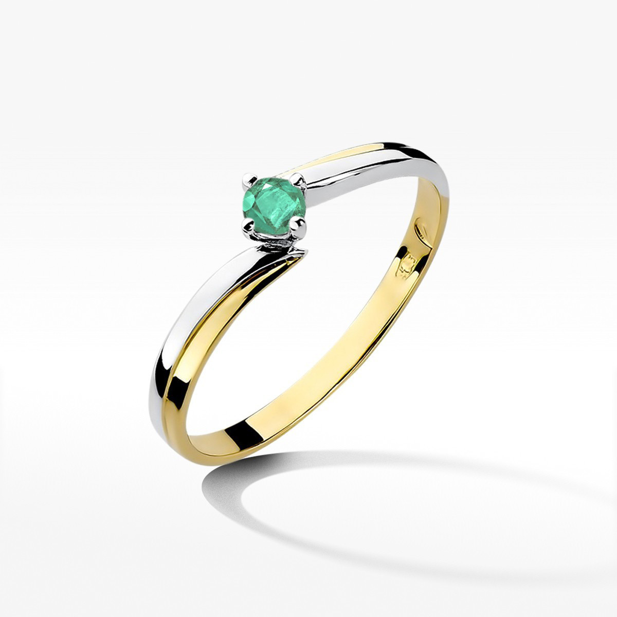 Pierścionek z żółtego złota ze szmaragdem - próba 585 0,15CT w0231.Z3.EMG.02