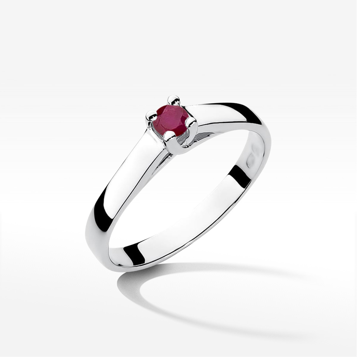 Pierścionek z białego złota z rubinem - próba 585 0,15CT w0070.B3.RUR.01