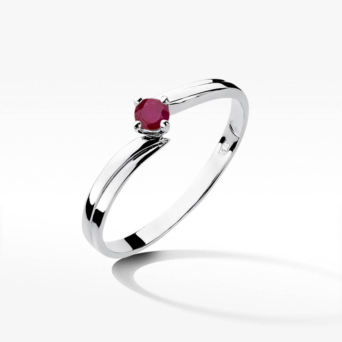 Pierścionek z białego złota z rubinem - próba 585 0,15CT w0231.B3.RUR.02