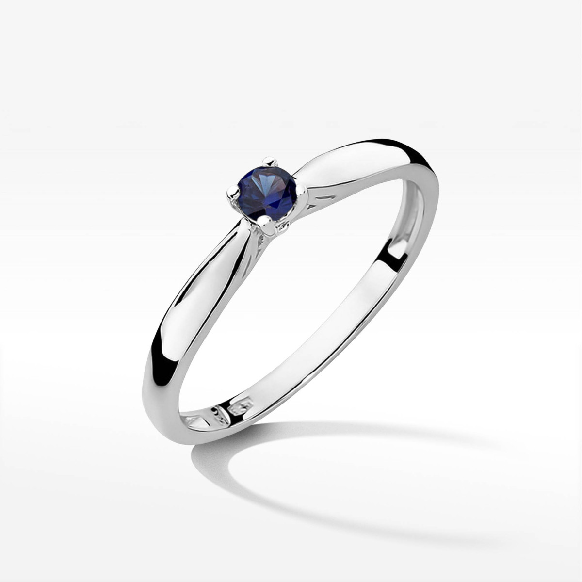 Pierścionek z białego złota z szafirem - próba 585 0,15CT PV-264.B3.SAB.01