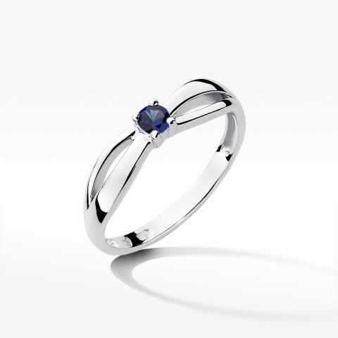 Pierścionek z białego złota z szafirem - próba 585 0,15CT w0248.B3.SAB.01