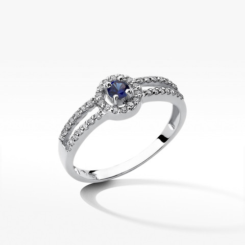Pierścionek z białego złota z szafirem - próba 585 0,46CT w0272.B3.SAB.01