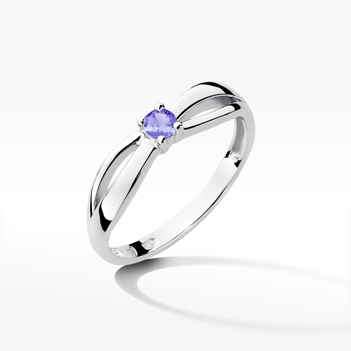 Pierścionek z białego złota z tanzanitem - próba 585 0,15CT w0248.B3.TAP.01