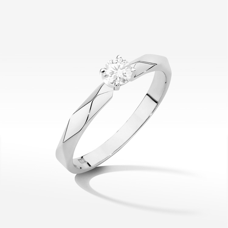 Pierścionek W0484 Diament 0,10ct białe złoto