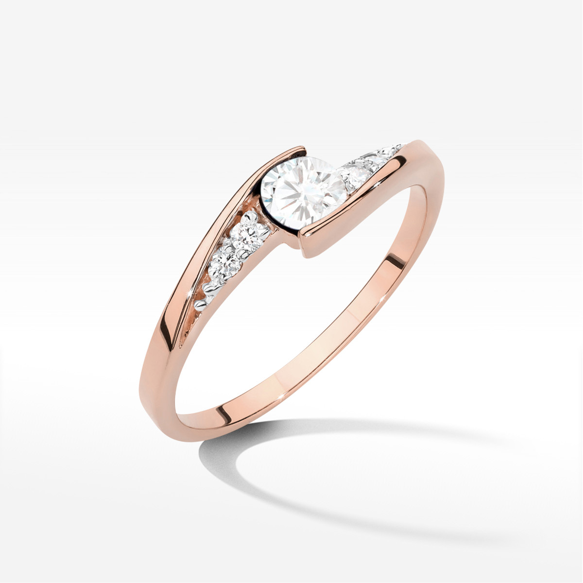 Pierścionek z różowego złota z diamentami laboratoryjnymi - próba 585 0,308CT w0618.R3.LDW.01
