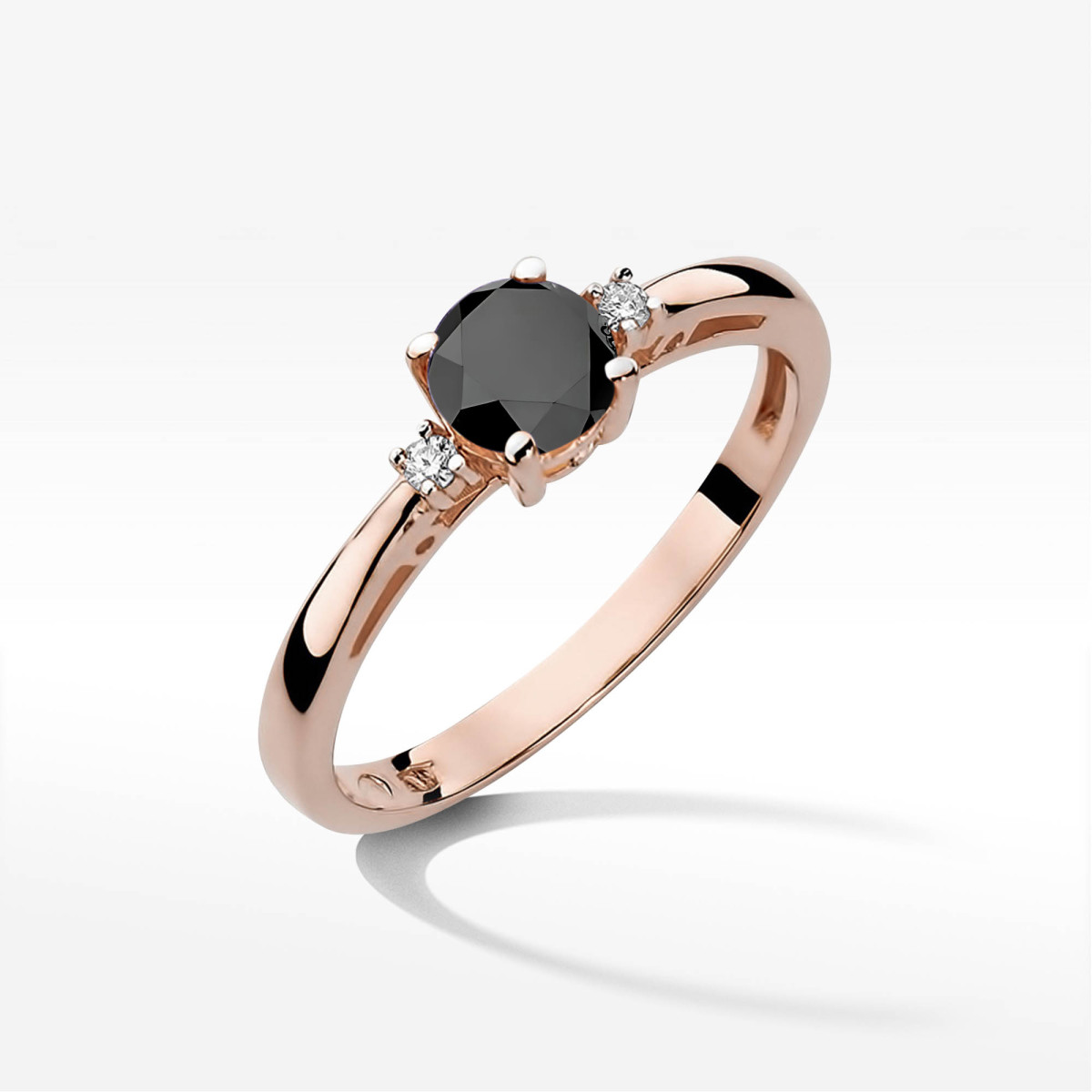Pierścionek z różowego złota z czarnym diamentem - próba 585 0,529CT PV-215.R3.DIB.01