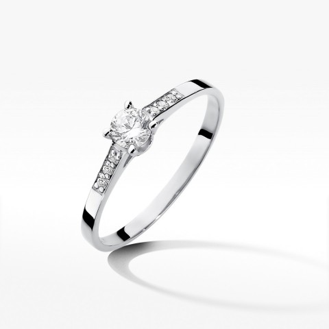 Pierścionek z białego złota z diamentami  - próba 585 0,21CT W-399B