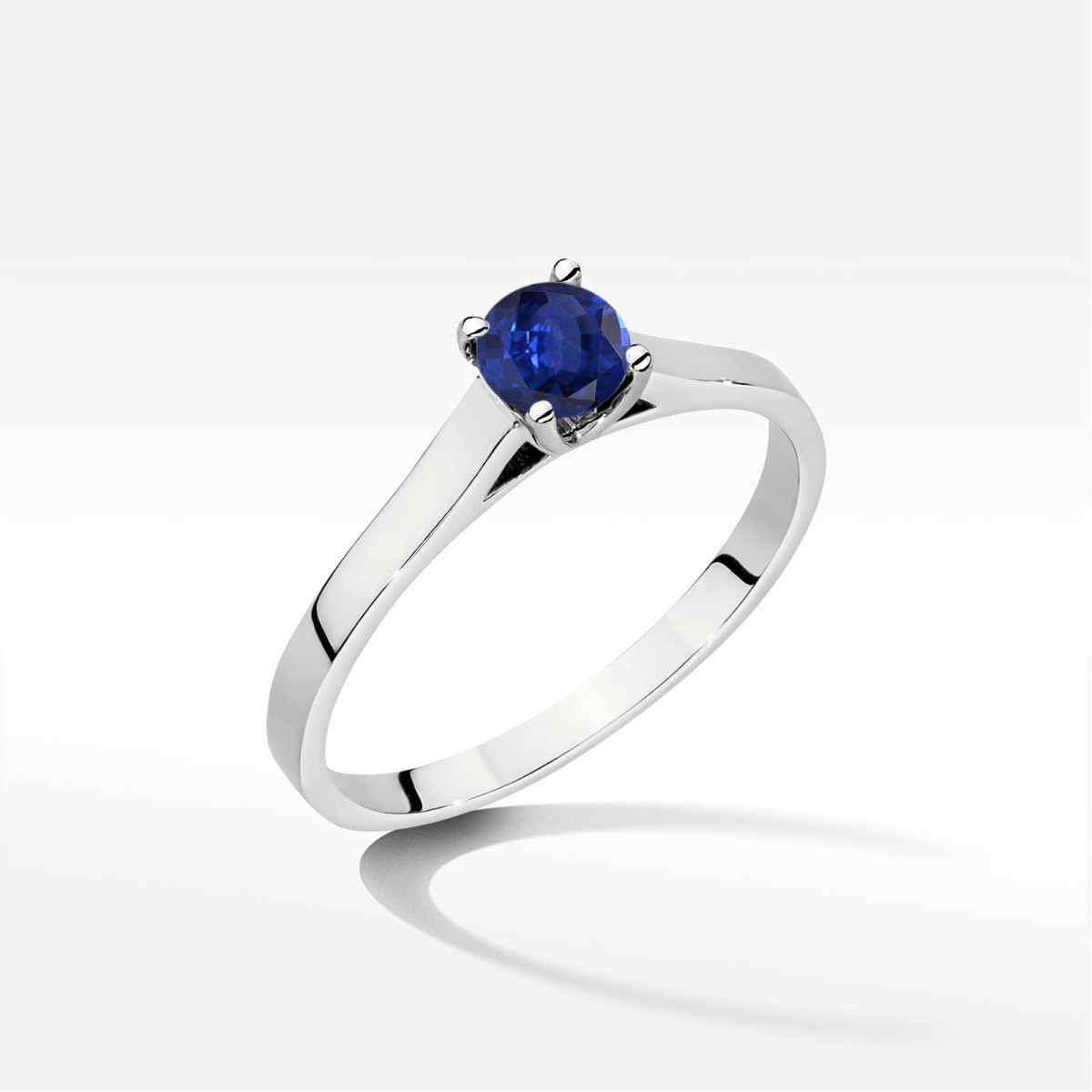 Pierścionek z białego złota z szafirem - próba 585 0,50CT w0526.B3.SAB.02