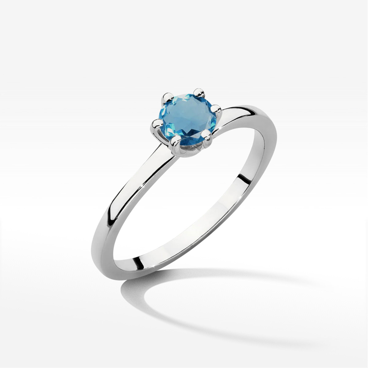 Pierścionek z białego złota z topazem London Blue - próba 585 0,50CT w0535.B3.TOL.03
