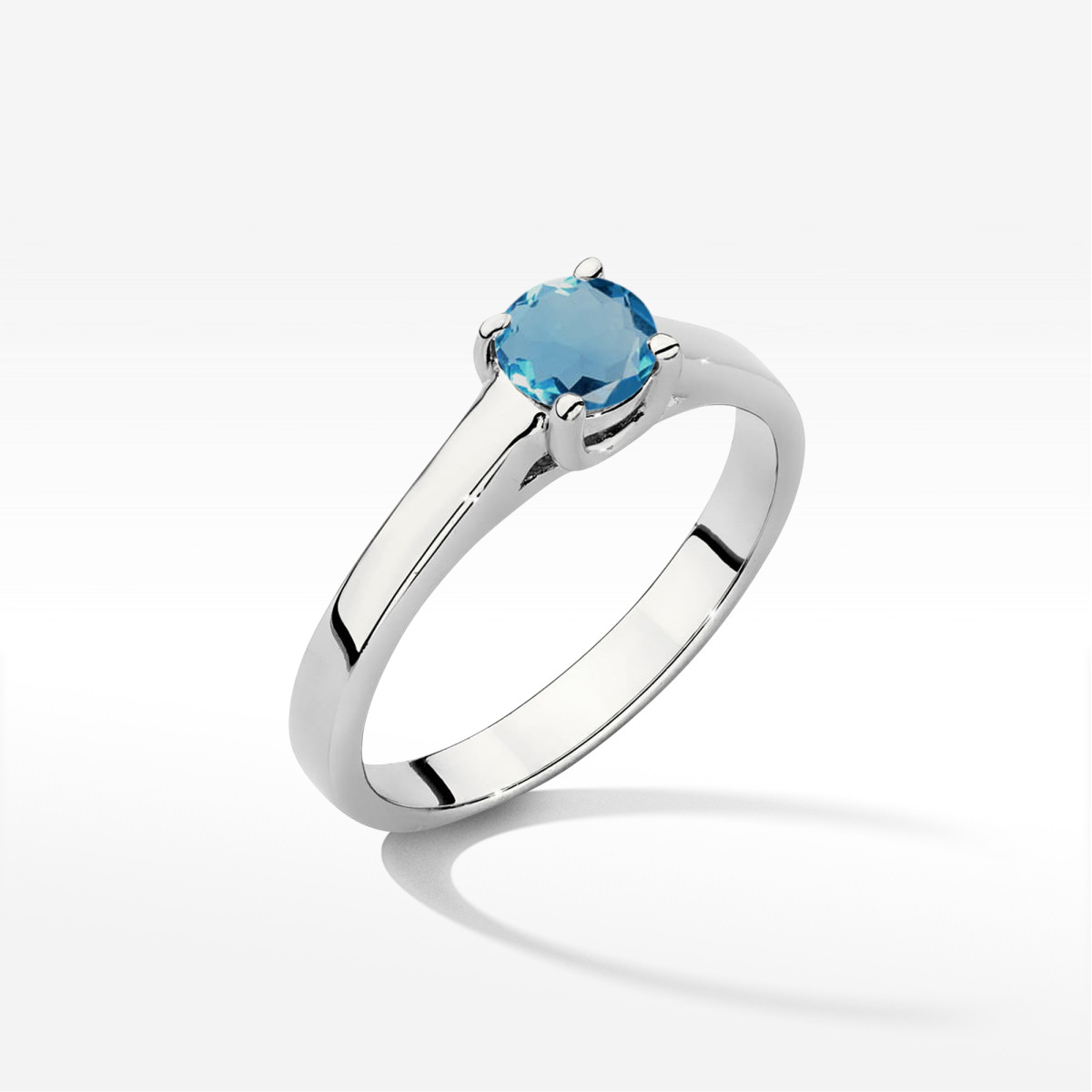 Pierścionek z białego złota z topazem London Blue - próba 585 0,50CT w0544.B3.TOL.02