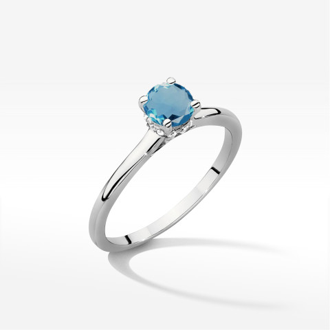 Pierścionek z białego złota z topazem London Blue - próba 585 0,56CT w0547.B3.TOL.02