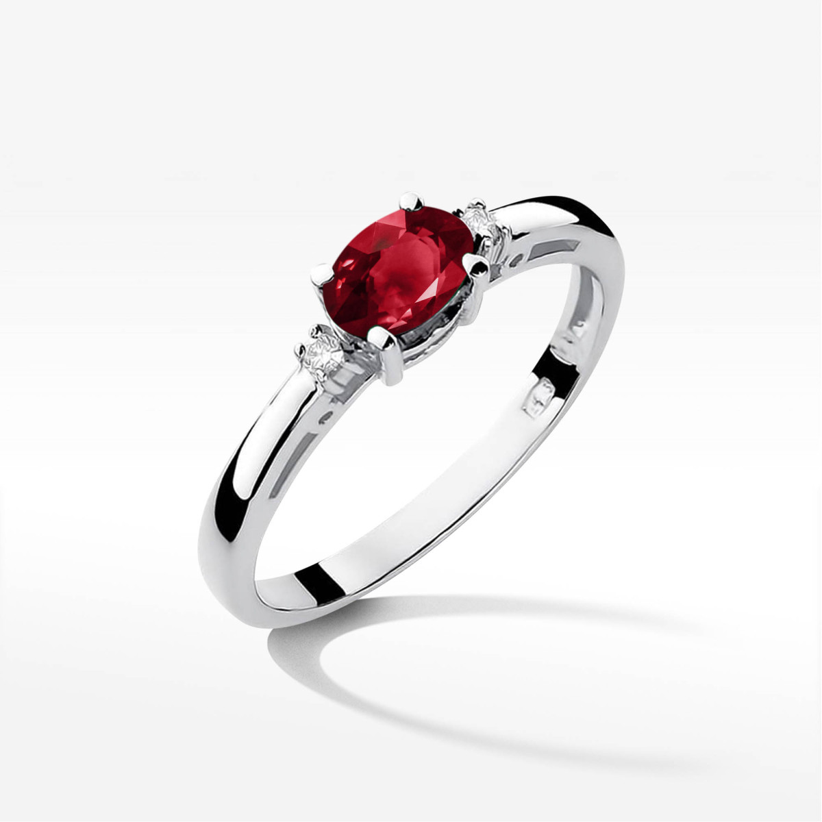 Pierścionek z białego złota z granatem - próba 585 0,50CT W0006.B3.GAR.01