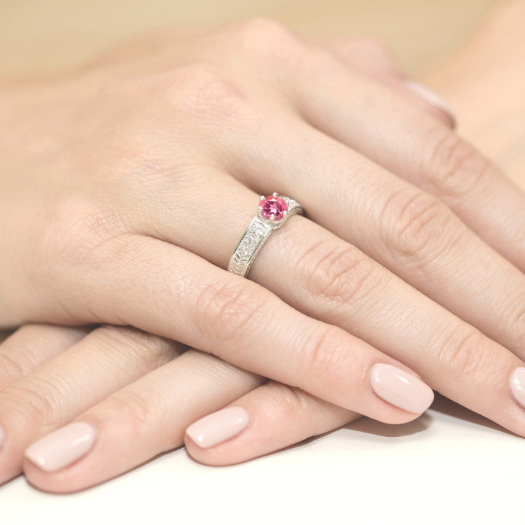 Pierścionek z białego złota z topazem różowym - próba 585 0,68CT PV-111.B3.TOP.01