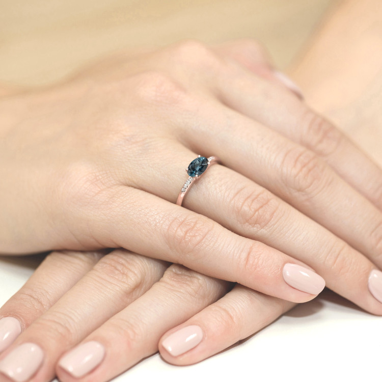 Pierścionek PV-197 Topaz London Blue 0,50ct różowe złoto
