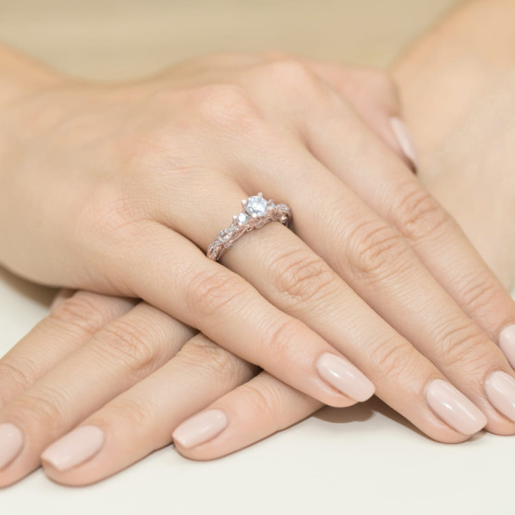 Pierścionek W0023 Diament 0,70ct różowe złoto