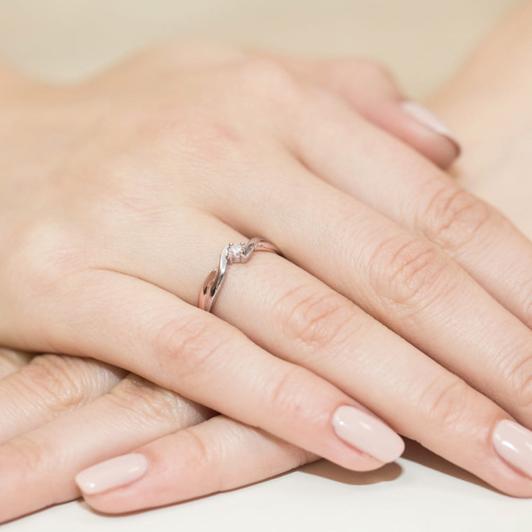 Pierścionek W0208 Diament 0,10ct różowe złoto