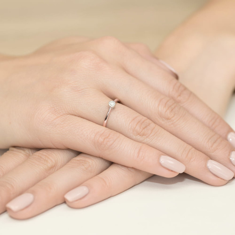 Pierścionek W0224 Diament 0,10ct różowe złoto