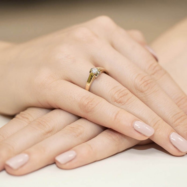 Pierścionek z żółtego złota z diamentem - próba 585 0,30CT W-320A 0.30ct