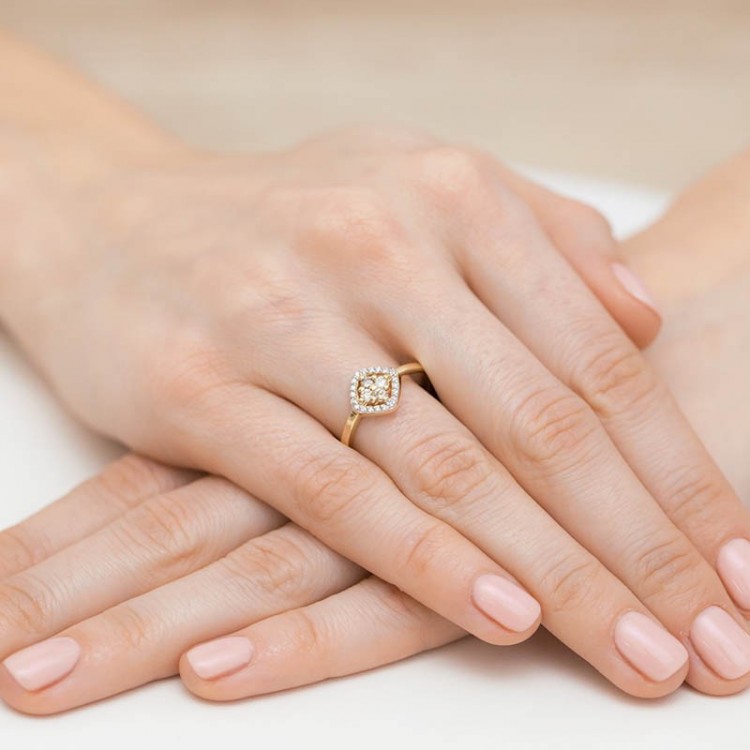 Pierścionek z żółtego złota z brązowymi diamentami - próba 585 0,30CT W-441A