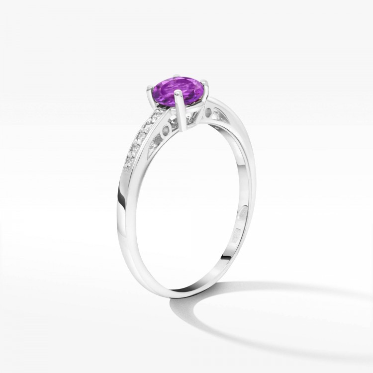 Pierścionek z białego złota z ametystem - próba 585 0,55CT PV-057BA