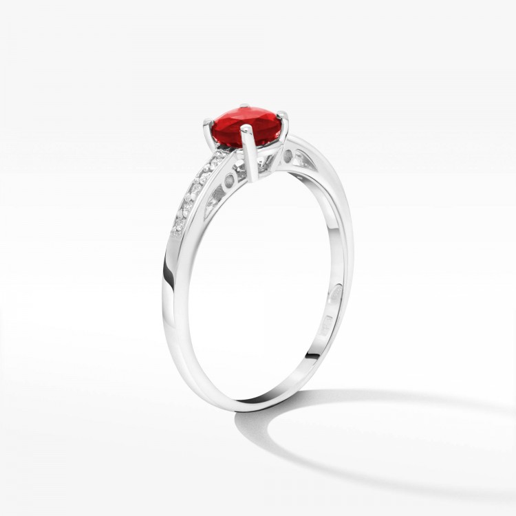 Pierścionek z białego złota z rubinem - próba 585 0,65CT PV-057BR