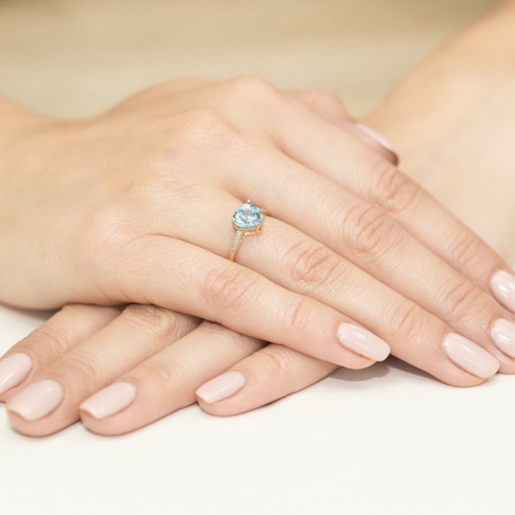 Pierścionek z białego złota z topazem Swiss - próba 585 1,24CT PV-053BT
