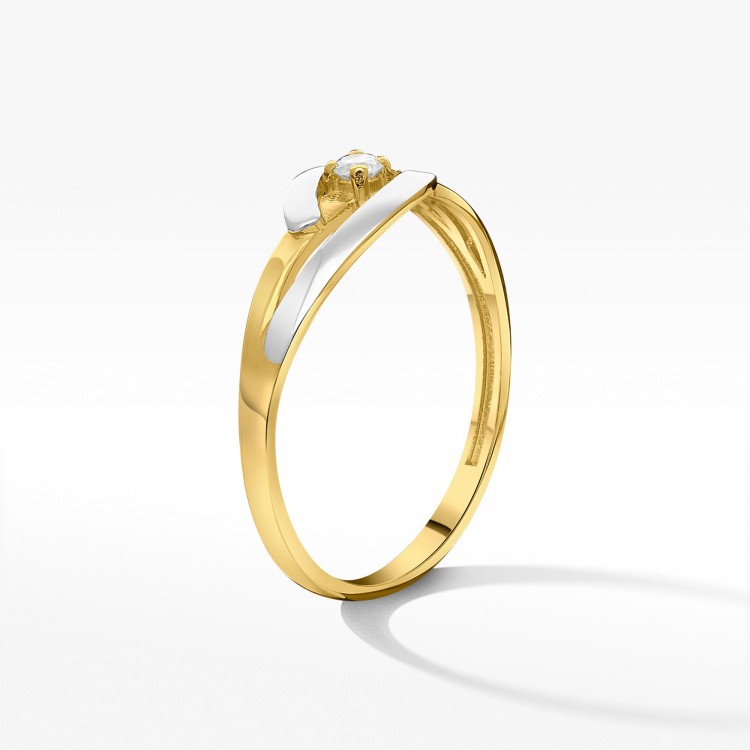 Szykowny złoty pierścionek z brylantem