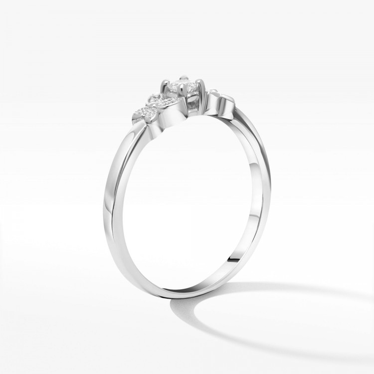Pierścionek z białego złota z diamentami  - próba 585 0,12CT PV-165B