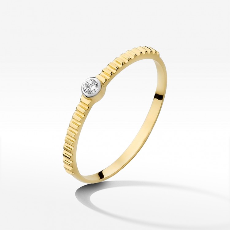 Pierścionek z żółtego złota z diamentem - próba 585 0,04CT W-512A